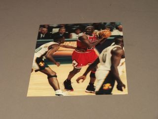 Michael Jordan,  Chicago Bulls Color Photograph - Game Photo