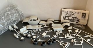 Vintage Amt/ertl 1/25 Scale 1940 Ford Coupe Model Kit Parts Made In The Usa