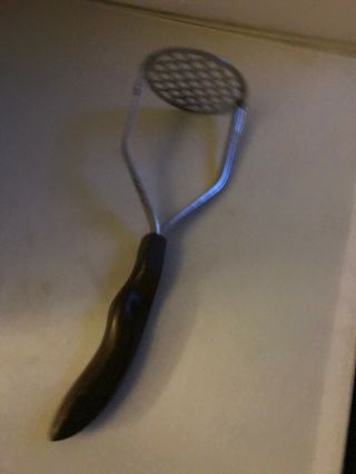 Rare Vintage Cutco 14 Stainless Steel Potato Masher Swirl Sculpted Handle