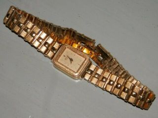 Vintage Ladies Small Petite Seiko Quartz Watch - Gold Metal Bracelet/rectangle