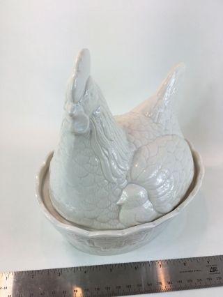 Large Vintage Ceramic Chicken/Hen on Nest Covered Dish 9” High Off - White 2