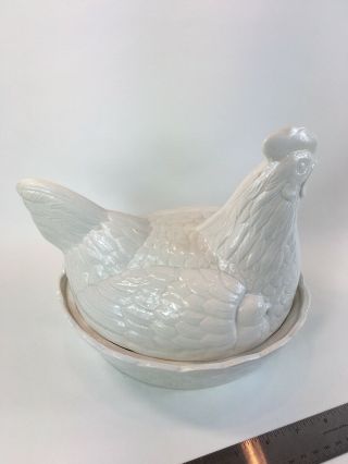 Large Vintage Ceramic Chicken/Hen on Nest Covered Dish 9” High Off - White 3