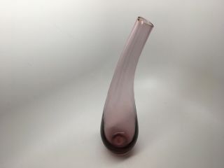 Vtg Hand Blown Amethyst Purple Art Glass Bent Neck 9 1/2” Bud Vase