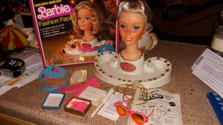Vintage 1980 Golden Dream Barbie " Fashion Face " 3274