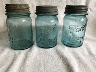 3 Vintage One Pint Blue Ball Perfect Mason Jar & Lids