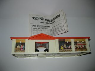 Vintage 1968 Hot Wheels Charger With Instructions
