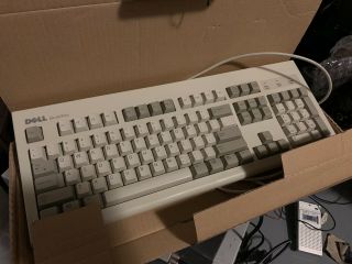 Vintage Dell Quietkey Ps/2 Keyboard Model Sk - 8000