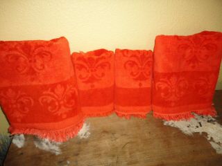 Vintage Fieldcrest Red Orange Medallion (4pc) Bath & Hand Towels Set