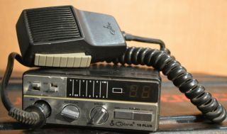 Vintage Cobra 19 Plus Cb Radio 40 Channel Digital Display 1980s Microphone