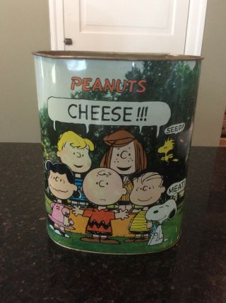 Vintage Peanuts Gang “cheese ” Metal Trash Can By Cheinco Usa