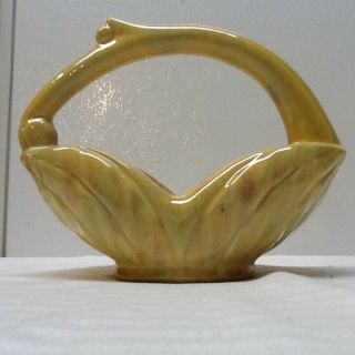 Vintage Gonder Pottery Yellow To Pink Handled Basket - M 39