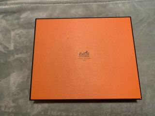 Authentic Vintage Hermes Empty Gift Storage Box With Tissue Paper Pre - Owned