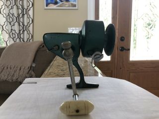 Penn 704 Spinning Reel Made In Usa,  Cleaned Greased Ready To Go