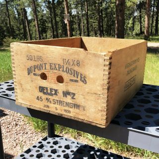 1939 (june 5) Antique Dupont Wood Explosives Crate/box,  Specific Date,  Dovetails