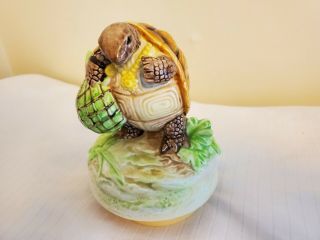 Vintage Beatrix Potter Tale Of Jeremy Fisher Turtle Music Box/figurine