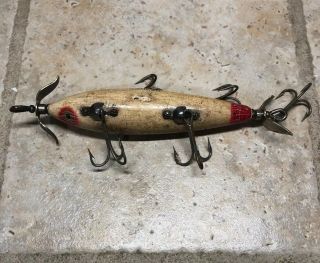 Antique Heddon Dowagiac Minnow 150 C.  1920’s.  Ivory And Red