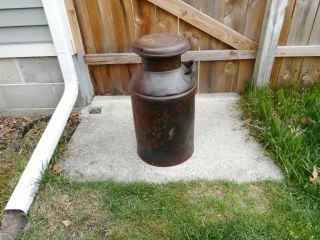 Antique Rustic 10 Gallon Metal Milk/creamer Can W/lid - Dairy - Great Decor