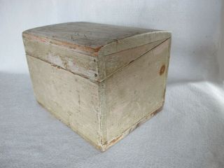 Antique Primitive Miniature Dome Wood Box In Old Gray Paint