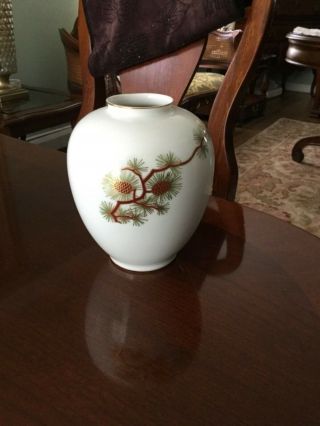 Vintage 1960’s Fukagawa Arita Hand Painted Vase Purchased And Made In Japan