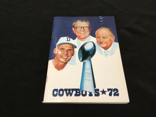 Vintage 1972 Dallas Cowboys Nfl Media Guide Tom Landry Cover