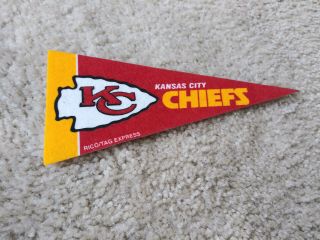 Nfl Kansas City Chiefs Mini Felt Pennant Flag - 4 " X 9 "