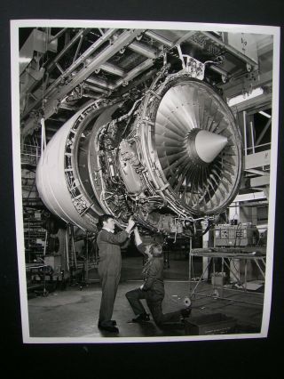 Rolls Royce Engines / Rb 211 - 535 For 757 - 1981 Rr Press Photo 10 X 8 " 3