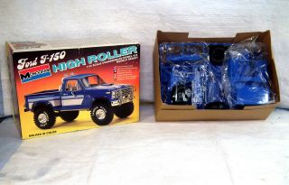 Unassembled in open box Monogram Ford F150 High Roller 2274 1/24 Scale - 2