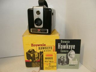 Vintage Kodak Brownie Hawkeye Flash Camera And Instructions.