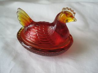 Vintage Red With Yellow Trim Glass Hen On A Nest 4 X 2 1/2 X 3