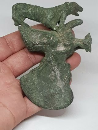 EXTREMELY RARE LURISTAN BRONZE WAR AX WITH ANIMAL FIGURES 900 BC 412 GR 119 MM 2