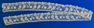 A VICTORIAN IRISH YOUGHAL NEEDLE LACE BORDER 2