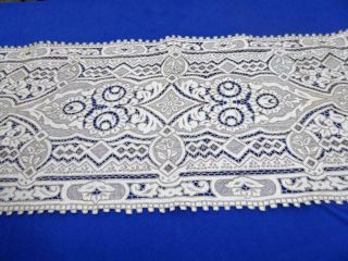 Vintage Floral Embroidery Cut Work Needlelace Linen Table Runner 52 " L