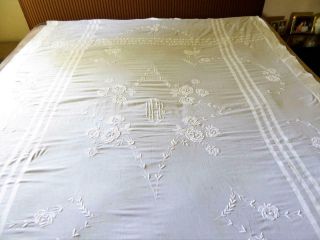 Vintage Sheer White Cotton Batiste Floral Embroidery Coverlet Bedspread