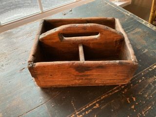 Great Small Vintage Primitive Wooden Tote Tool Box Nail Farm Caddy Carrier