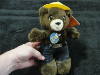 Rare Vintage 1983 Dakin Smokey The Bear Plush Stuffed Animal W/ Hat Tags & Stand