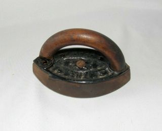 Vintage Miniature Cast Iron Wooden Handle Broken Sad Iron “The Pearl” 3