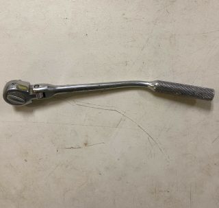 Vintage Champion Plug - Master 3/8 Flex Head Bent Handle Ratchet