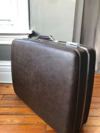Vintage 60s American Tourister Tiara Large Brown Hard Shell Suitcase Luggage Bag