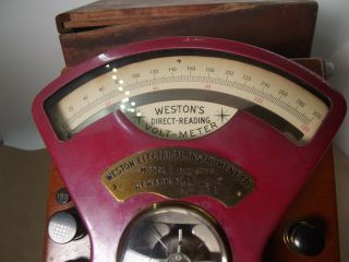Antique 1910 Weston ' s Direct - Reading Volt Meter Reader Brass.  W/WOOD CASE 3