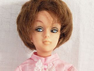 11 " Vintage Tina Cassini Doll (daughter Of Fashion Designer) Plus Some Clothes