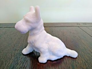 Vintage L E Smith White Milk Glass Scottie Dog Figurine Scottish Terrier