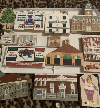 Vintage Cats Meow Village Jacobs Field /Scoreboard,  Perry’s Monument (19) Total 2