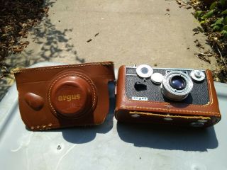 Vintage Argus Range Finder Brick 35 Mm Camera & Leather Case Made In Usa Cintar