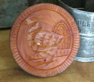 Rooster Chicken Carved Wood Butter Mold With Pie Crust Edge Vintage Round Stamp