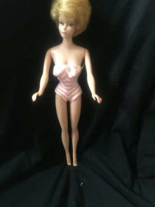 Vintage Blonde Bubblecut Barbie,  1962 Maybe A White Ginger On Midge Body.