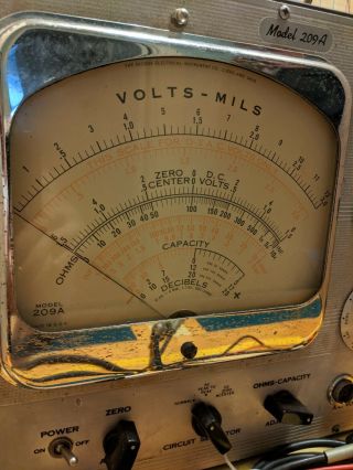Vintage Hickok 209A Ohmeter Vacuum Tube Tester it lights on,  from an estate 2