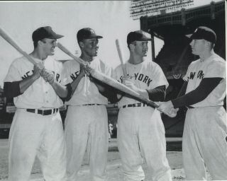 Mickey Mantle,  Bill Skowron,  Elston Howard,  Bob Cerv 8x10 Photo York Yankees