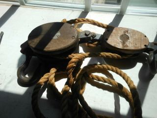 Antique Cast Iron Hay Barn Pulley Farm Rustic Tool Primitive Block And Tackle