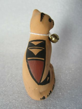 Vintage Native American Acoma Pueblo Pottery Cat Figurine Fetish Signed