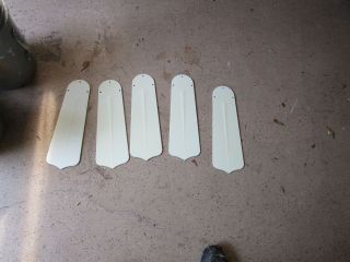 Set Of 5 Vintage Ceiling Fan Blades Outdoor Plastic Smooth Surface 16 3/4 "